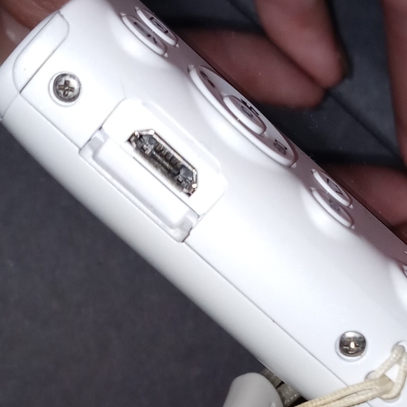 Samsung HD WIFI CAMERA 📸 - Picture 2 of 7